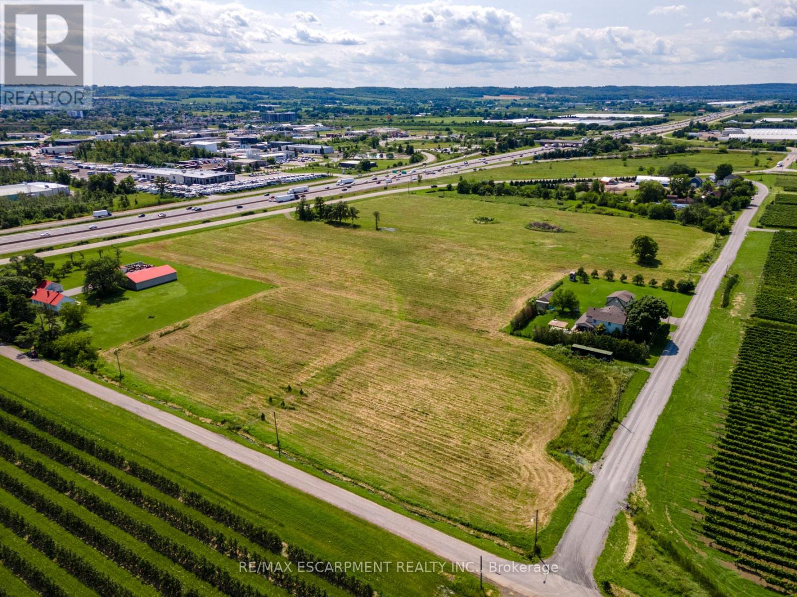 4766 Bartlett Road N, Lincoln, Ontario  L3J 0Y4 - Photo 2 - X12594650