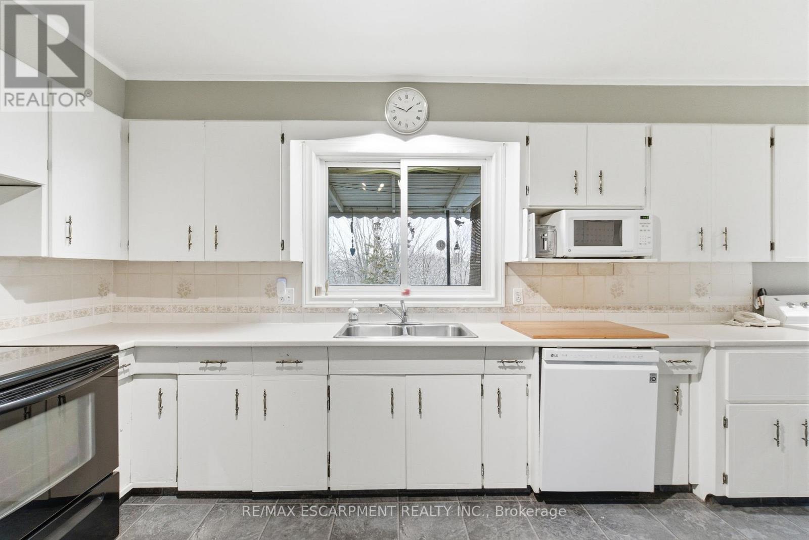 42 Henrietta Street, St. Catharines, Ontario L2S 2M6 - Photo 16 - X12594656