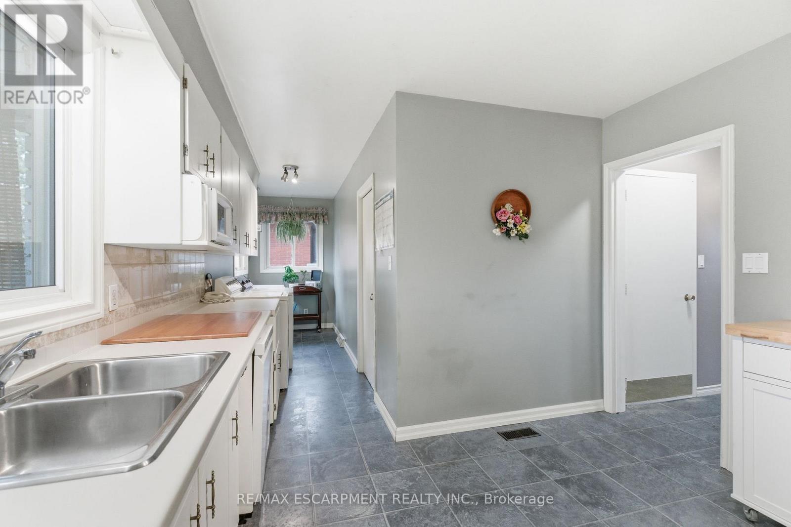 42 Henrietta Street, St. Catharines, Ontario L2S 2M6 - Photo 18 - X12594656