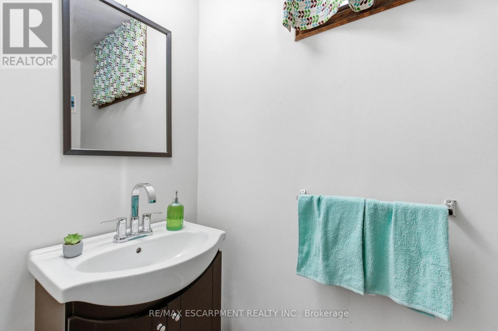 42 Henrietta Street, St. Catharines, Ontario L2S 2M6 - Photo 31 - X12594656