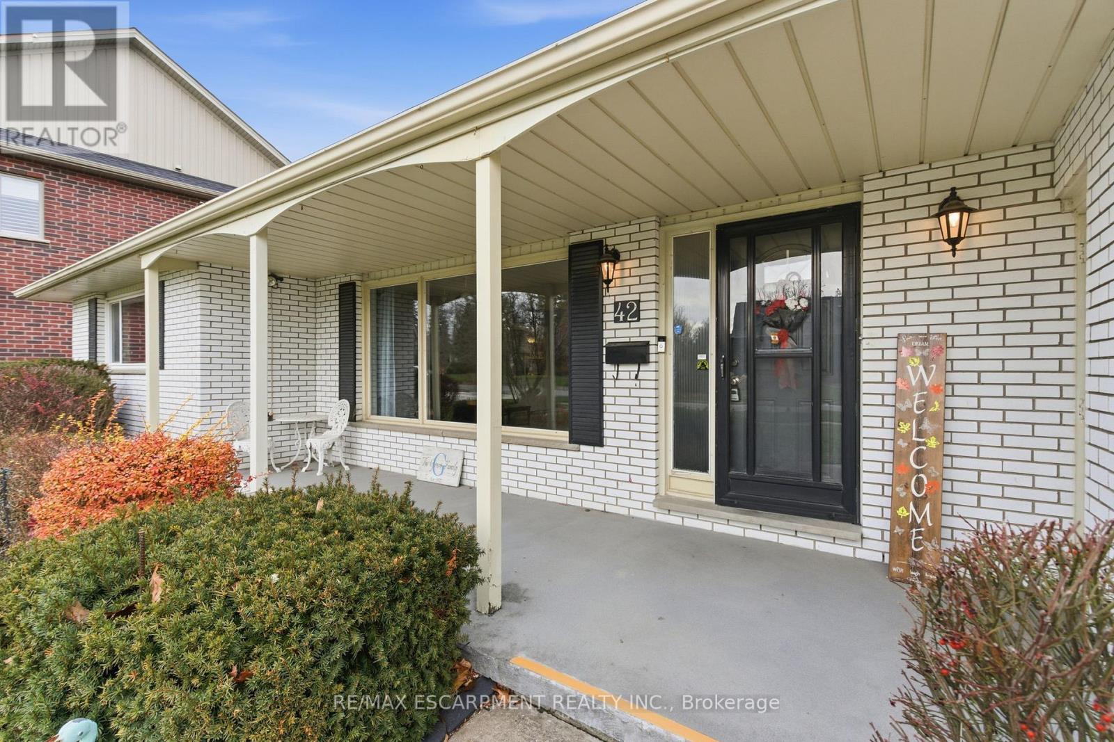 42 Henrietta Street, St. Catharines, Ontario L2S 2M6 - Photo 4 - X12594656