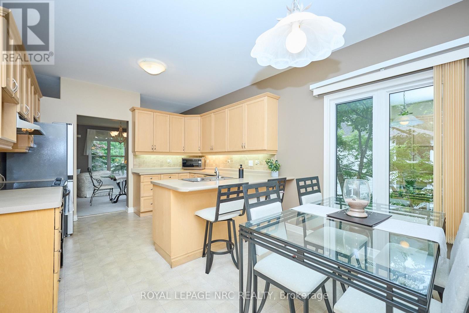 3393 Stanton Court, Lincoln, Ontario  L0R 2E0 - Photo 14 - X12594746