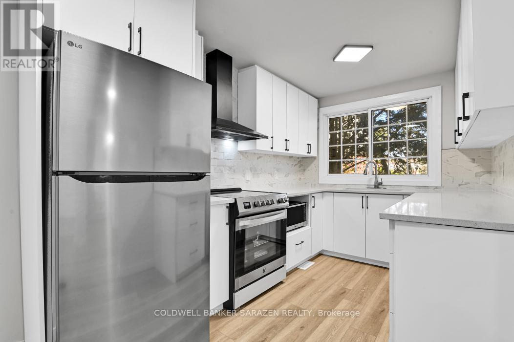 54 Greenboro Crescent, Ottawa, Ontario K1T 1W5 - Photo 15 - X12590818