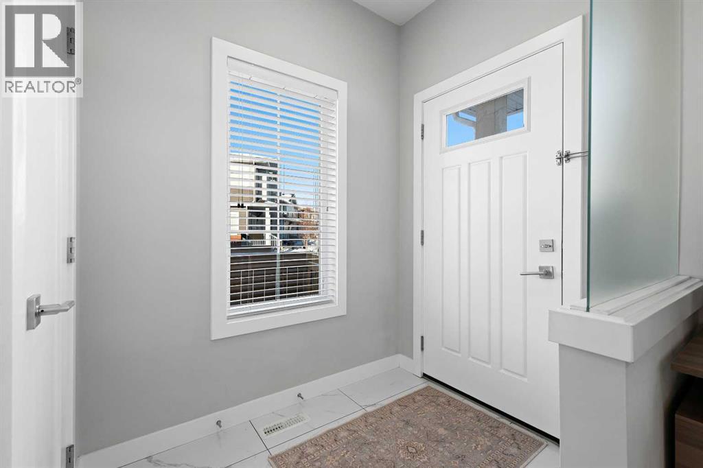 1249 Carrington Boulevard Nw, Calgary, Alberta  T3P 1M2 - Photo 3 - A2271958