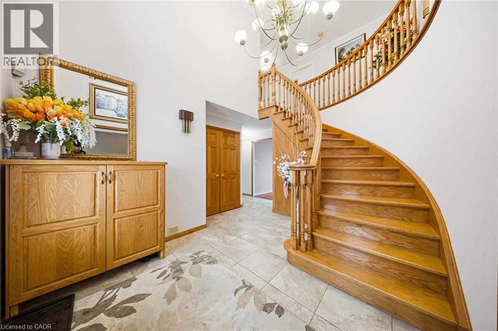 47 Burnt Ember Court, Kitchener, Ontario  N2A 3X3 - Photo 3 - 40790798