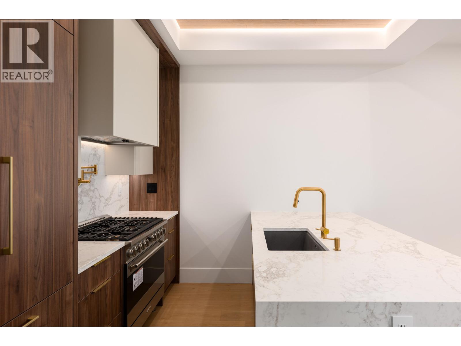 2 3466 Franklin Street, Vancouver, British Columbia V5K 1Y3 - Photo 14 - R3060355