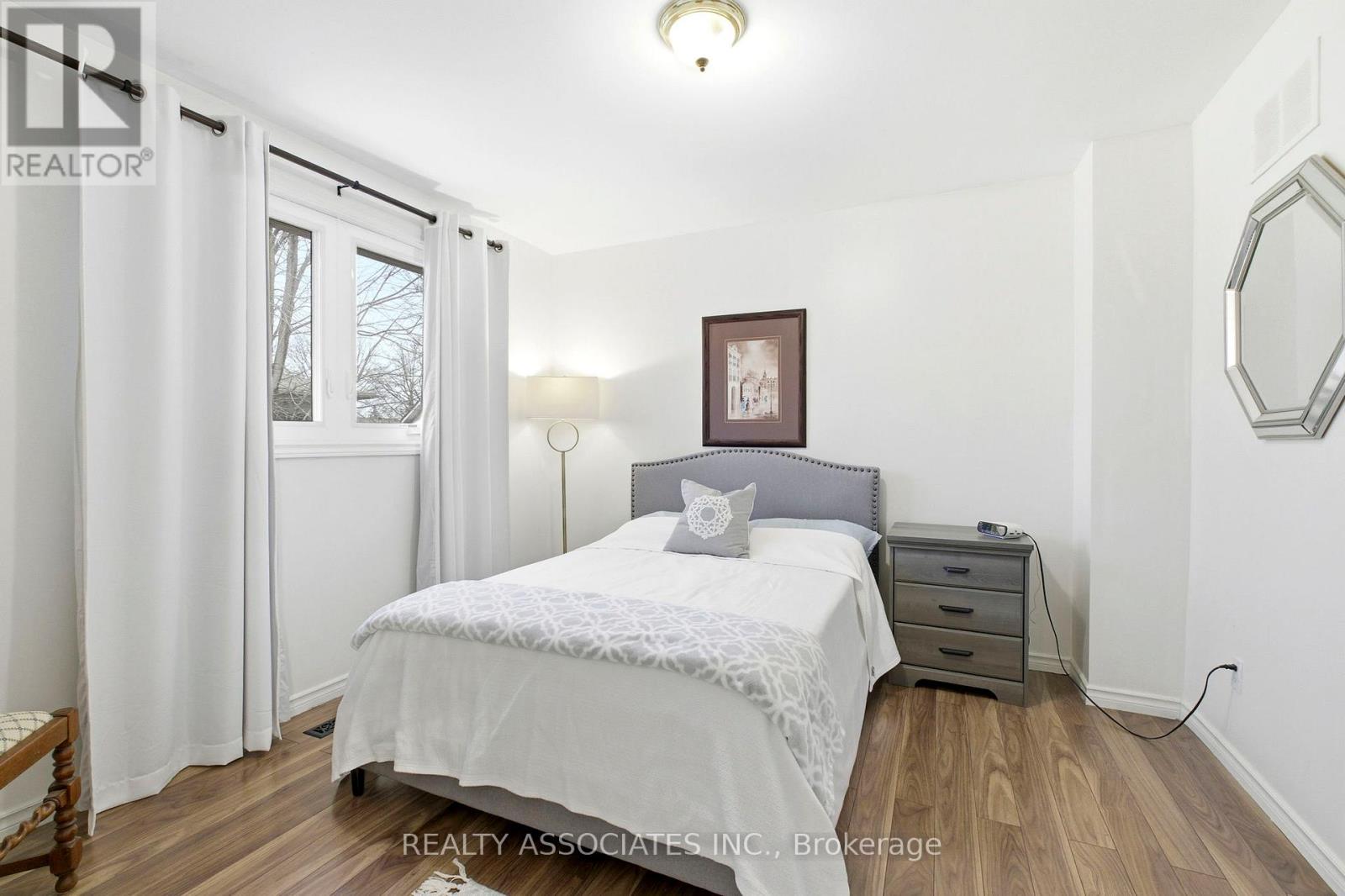 81 Derby Court, Newmarket, Ontario  L3Y 5Z8 - Photo 29 - N12559172