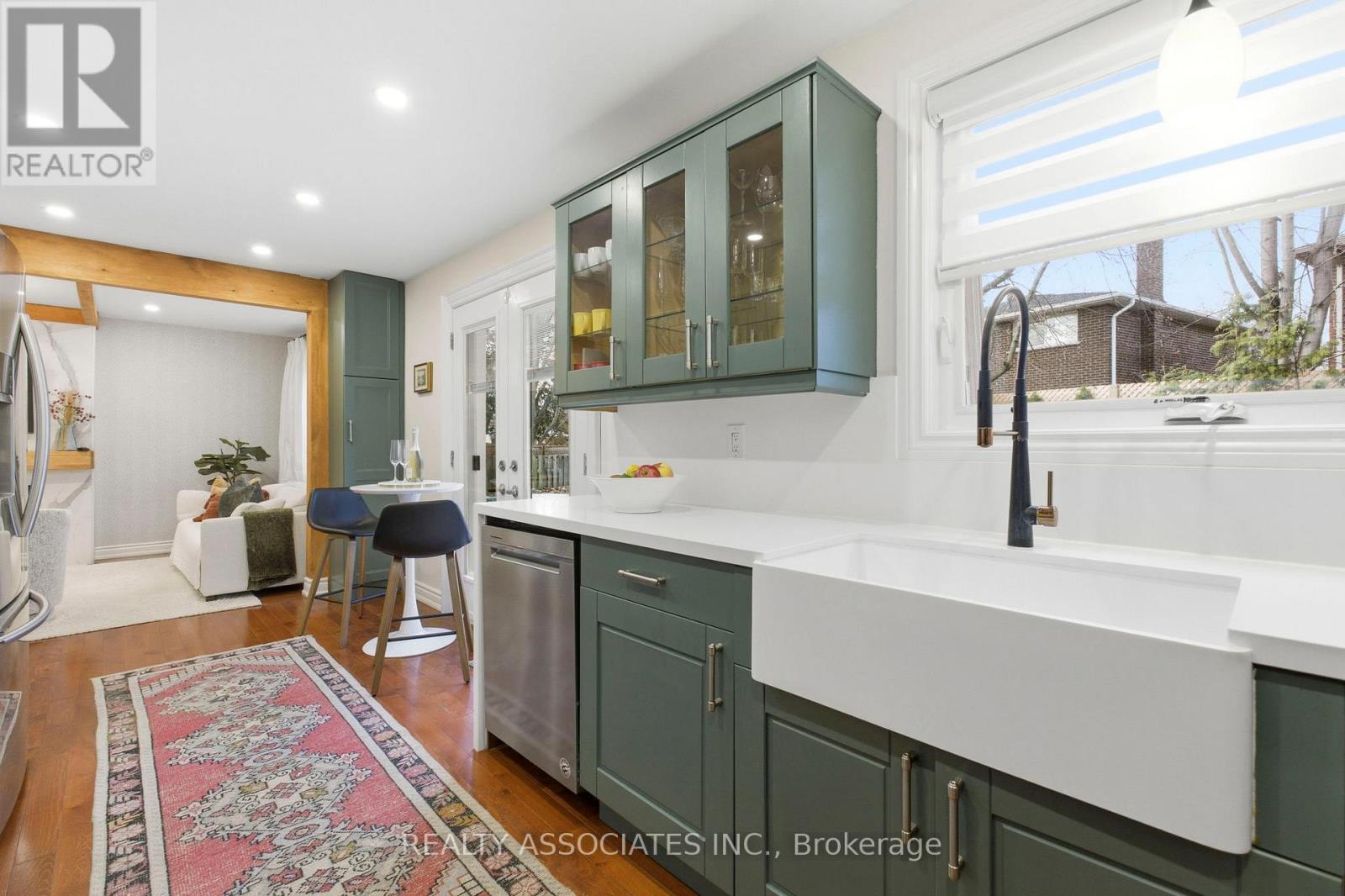 81 Derby Court, Newmarket, Ontario  L3Y 5Z8 - Photo 21 - N12559172