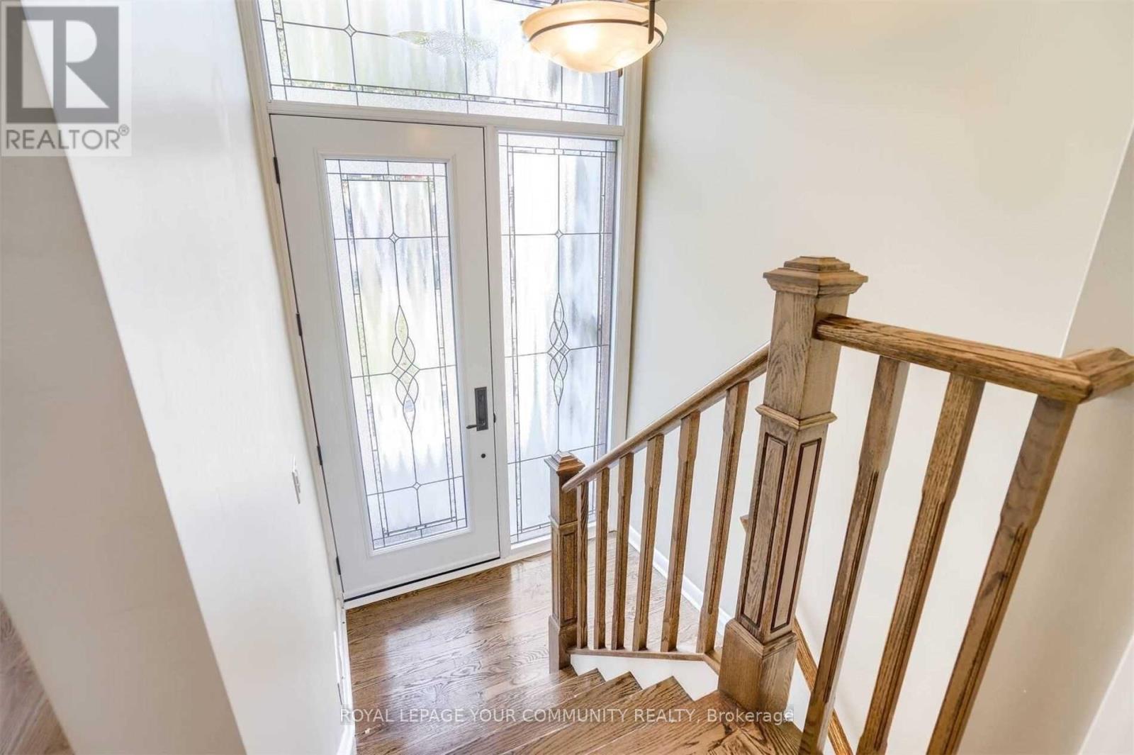 1 Yewfield Crescent, Toronto, Ontario  M3B 2Y4 - Photo 35 - C12594720