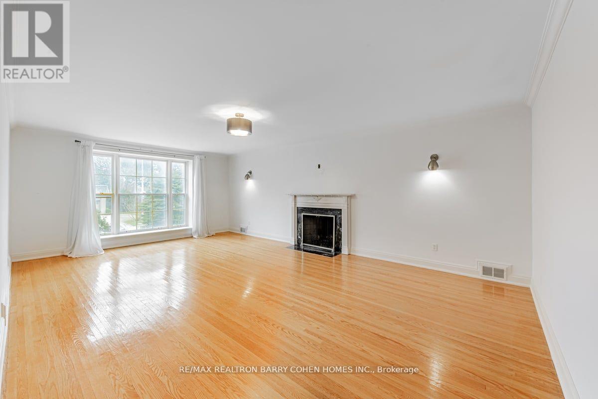 43 Stratheden Road, Toronto, Ontario  M4N 1E5 - Photo 3 - C12594754