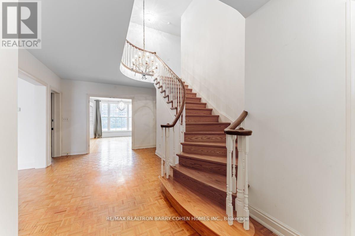 43 Stratheden Road, Toronto, Ontario  M4N 1E5 - Photo 7 - C12594754