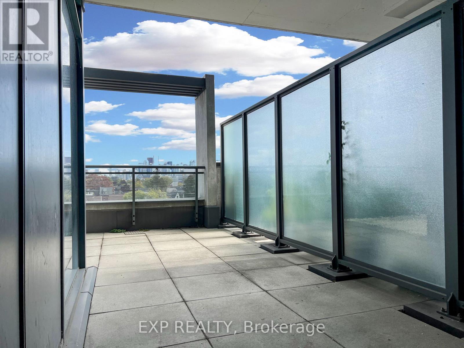 511 - 20 Gladstone Avenue, Toronto, Ontario  M6J 0E9 - Photo 28 - C12594852