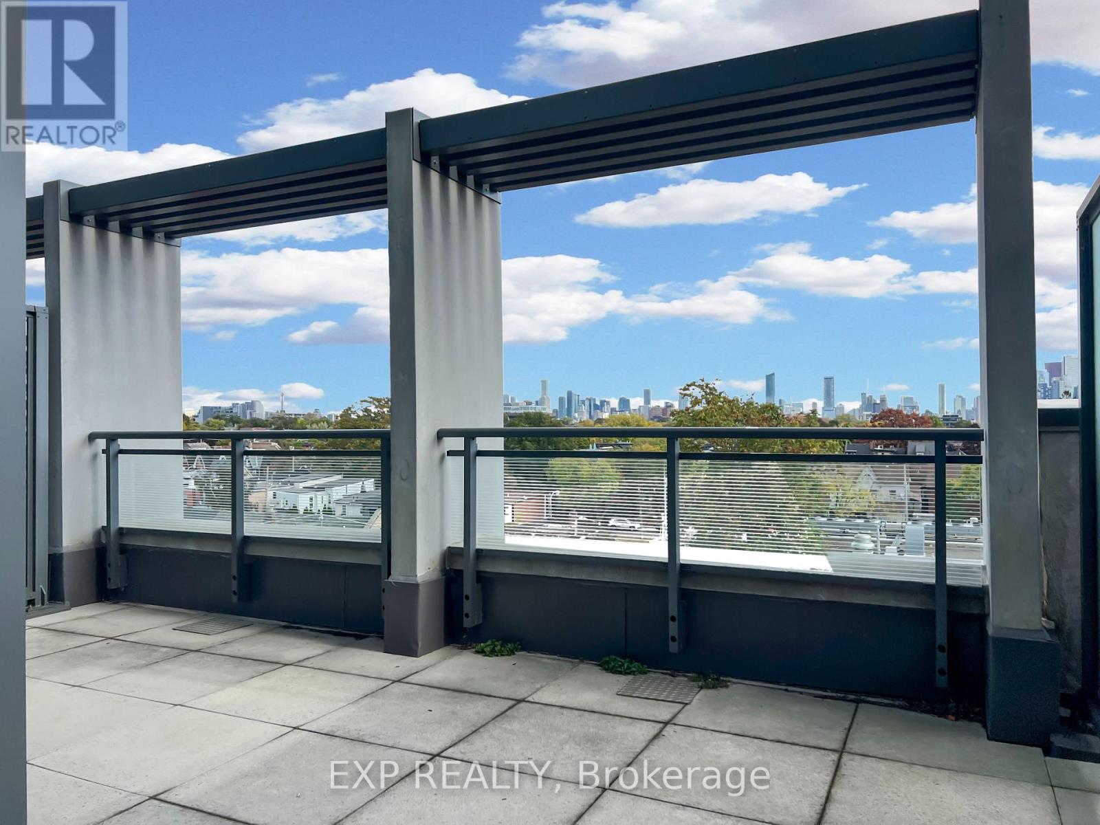 511 - 20 Gladstone Avenue, Toronto, Ontario  M6J 0E9 - Photo 3 - C12594852