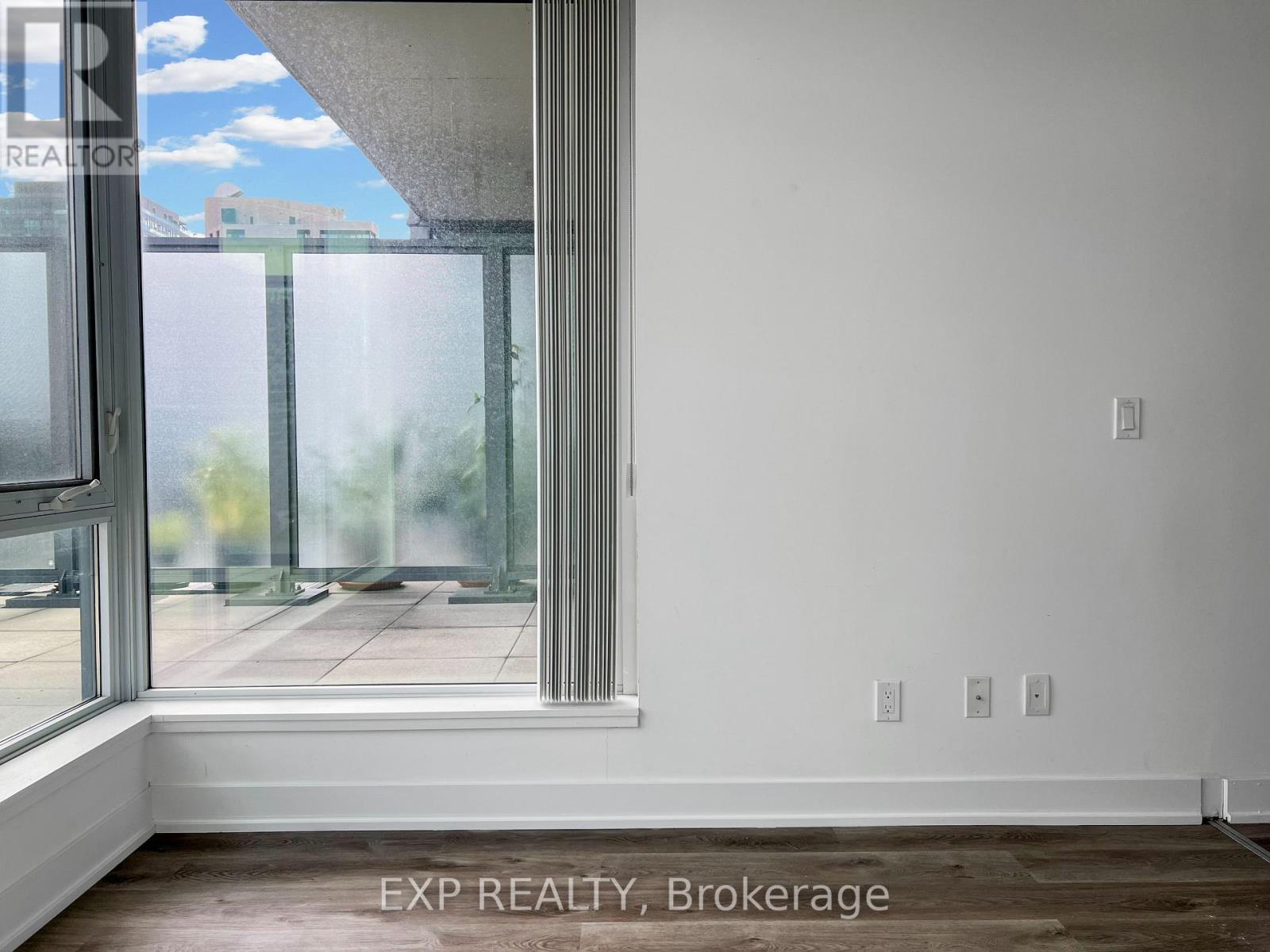 511 - 20 Gladstone Avenue, Toronto, Ontario  M6J 0E9 - Photo 33 - C12594852