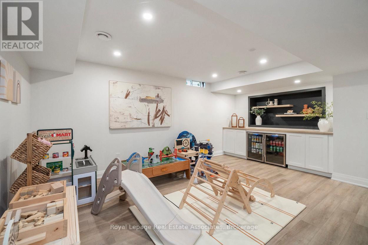 30 Danfield Court, Brampton, Ontario L6Y 2X9 - Photo 38 - W12523516