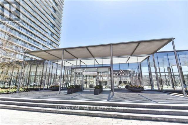 317 - 103 The Queensway Avenue, Toronto, Ontario M6S 5B3 - Photo 5 - W12589458