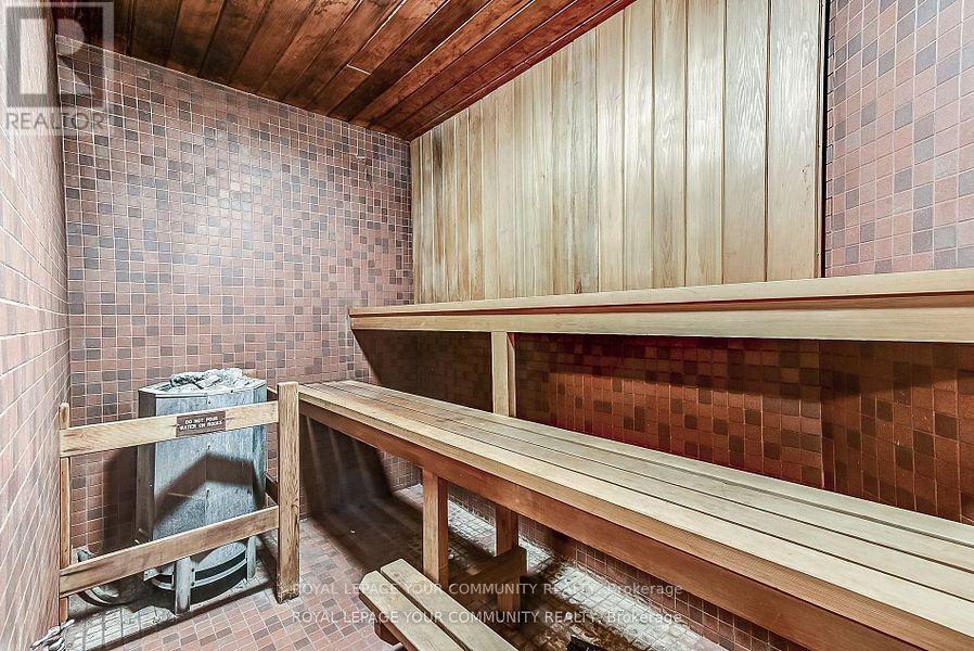 1004 - 95 La Rose Avenue, Toronto, Ontario  M9P 3T2 - Photo 32 - W12175109