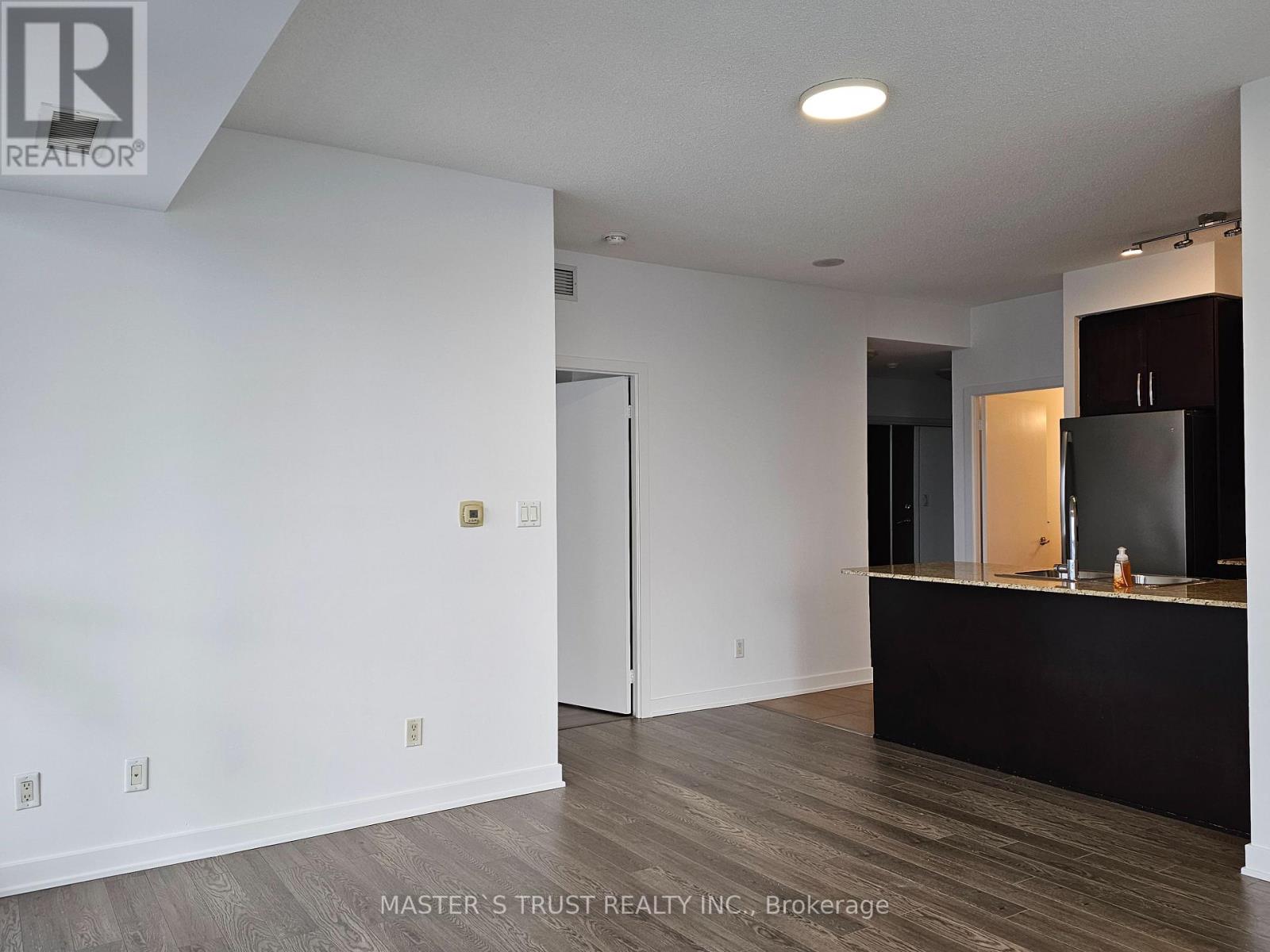 2804 - 4065 Brickstone Mews, Mississauga, Ontario  L5B 0G3 - Photo 9 - W12592284