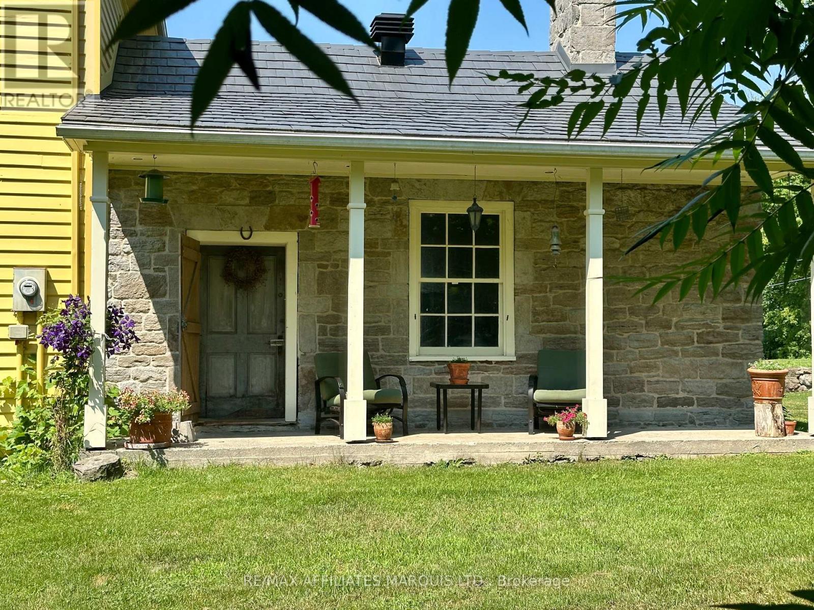 21831 Concession 2 Concession, South Glengarry, Ontario K0C 1E0 - Photo 12 - X12471786