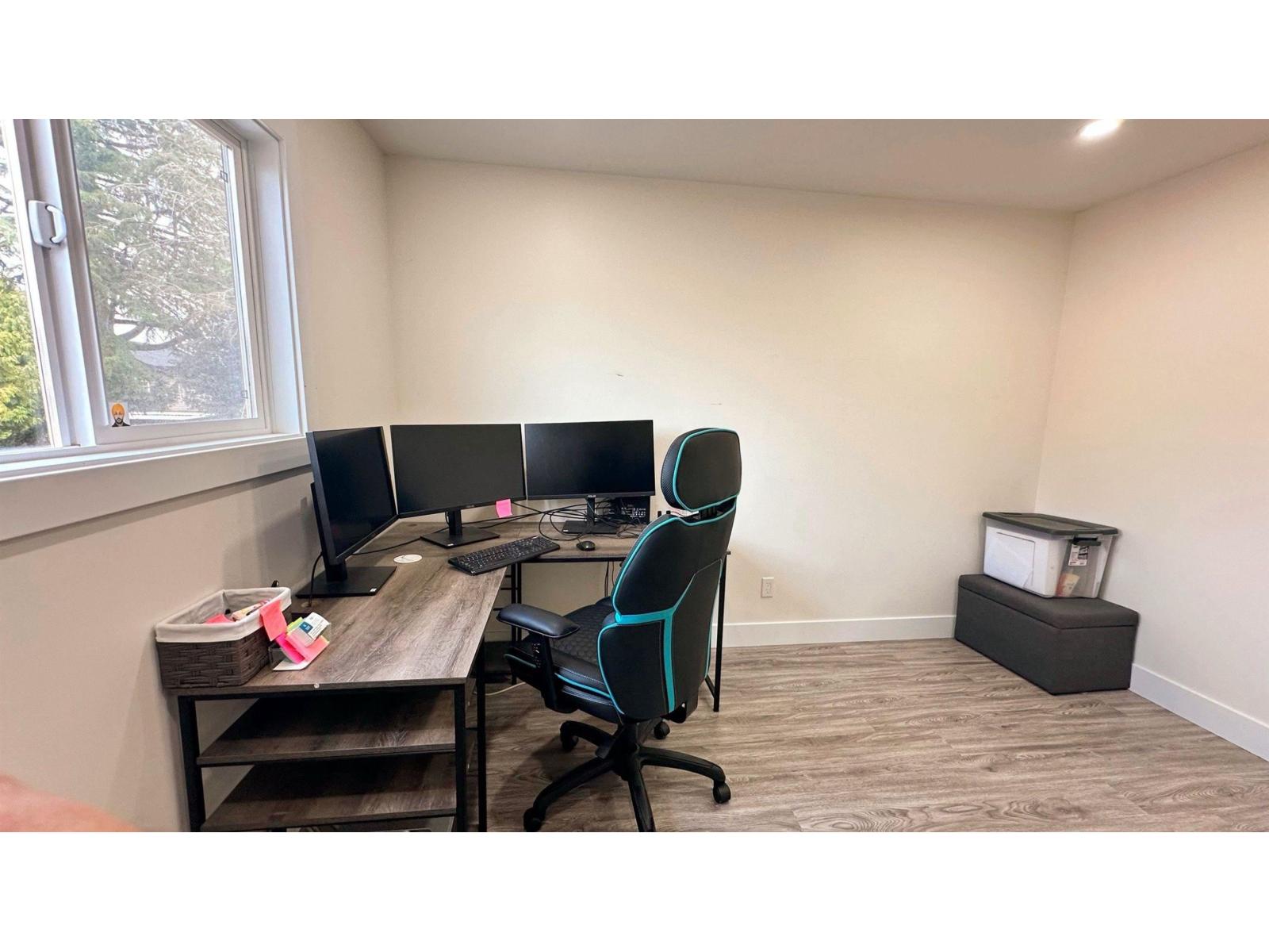 13017 64 Avenue, Surrey, British Columbia  V3W 1X8 - Photo 6 - R3071016