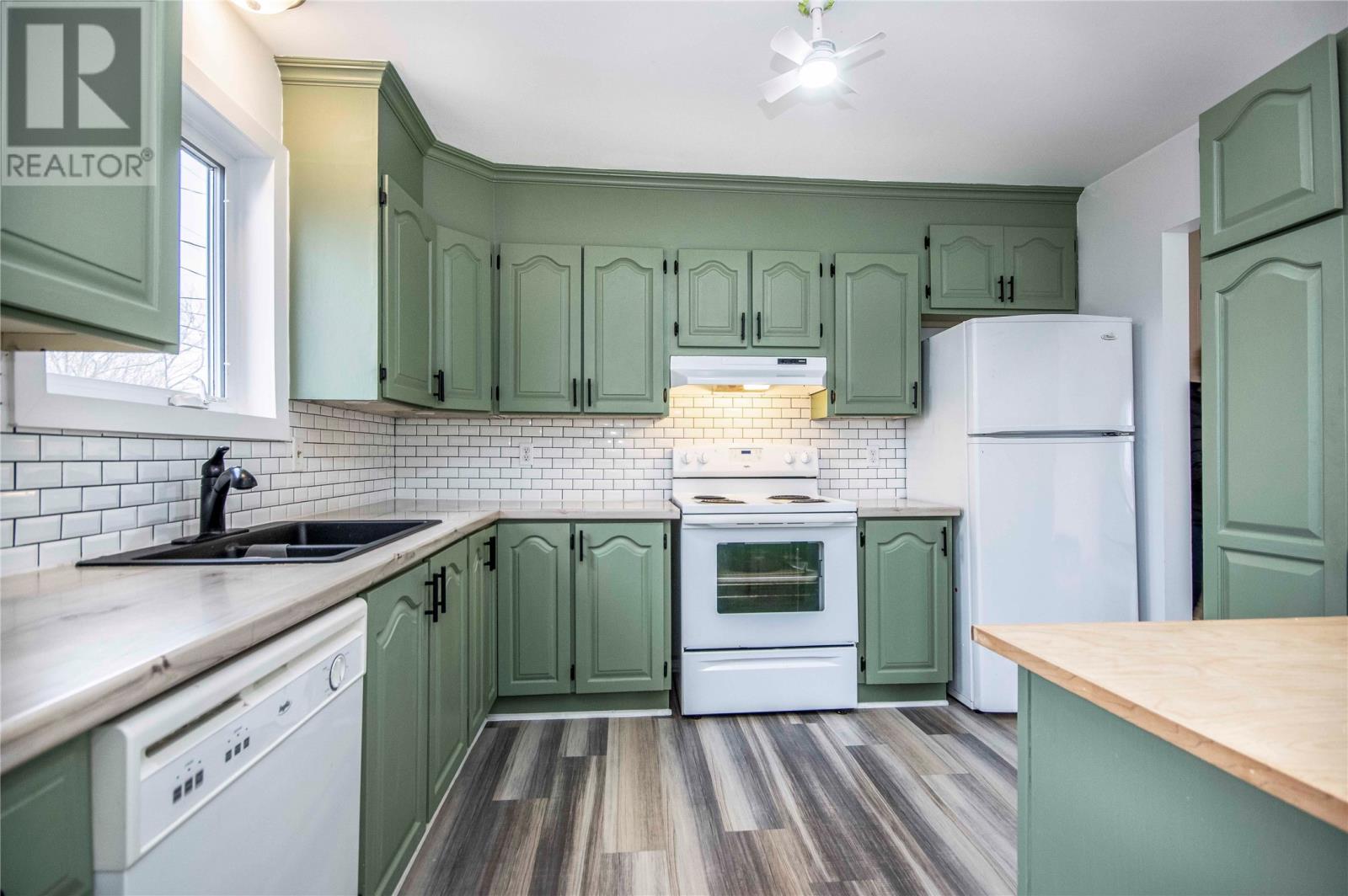 47 Kerry Avenue, Conception Bay South, Newfoundland & Labrador  A1X 7H5 - Photo 3 - 1293074