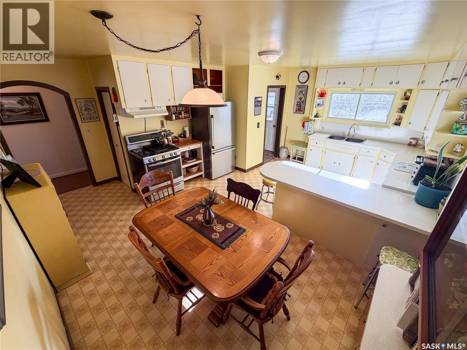 610 Railway Street, Eastend, Saskatchewan  S0N 0T0 - Photo 13 - SK025093