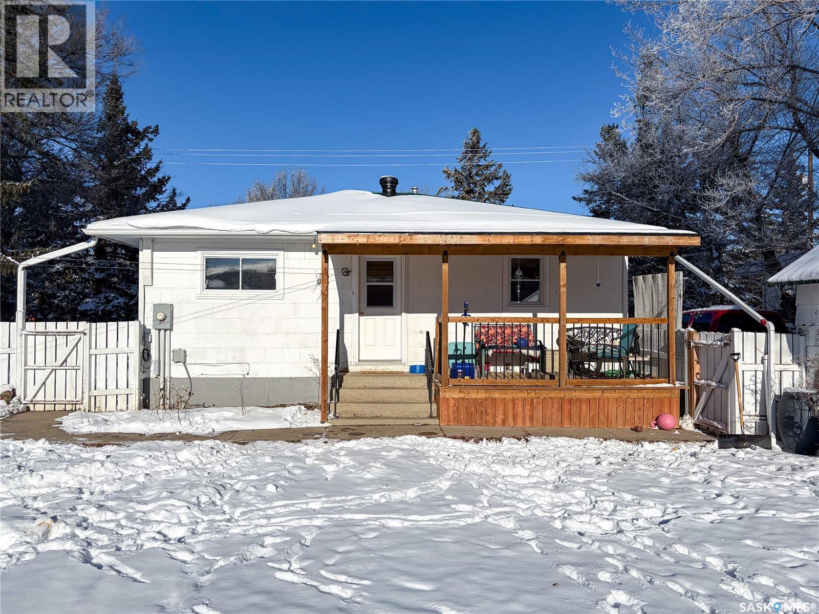 610 Railway Street, Eastend, Saskatchewan  S0N 0T0 - Photo 40 - SK025093