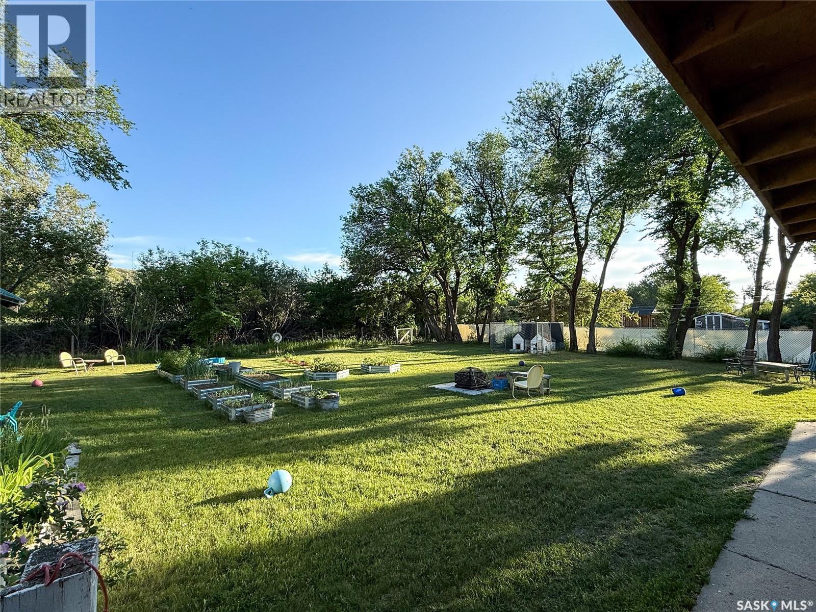 610 Railway Street, Eastend, Saskatchewan  S0N 0T0 - Photo 46 - SK025093