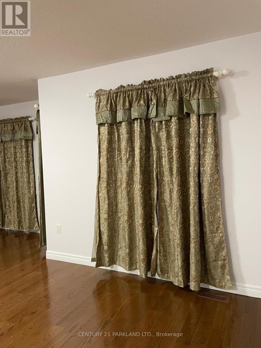 185 Jefferson Forest Drive, Richmond Hill, Ontario L4E 4K4 - Photo 17 - N12594768