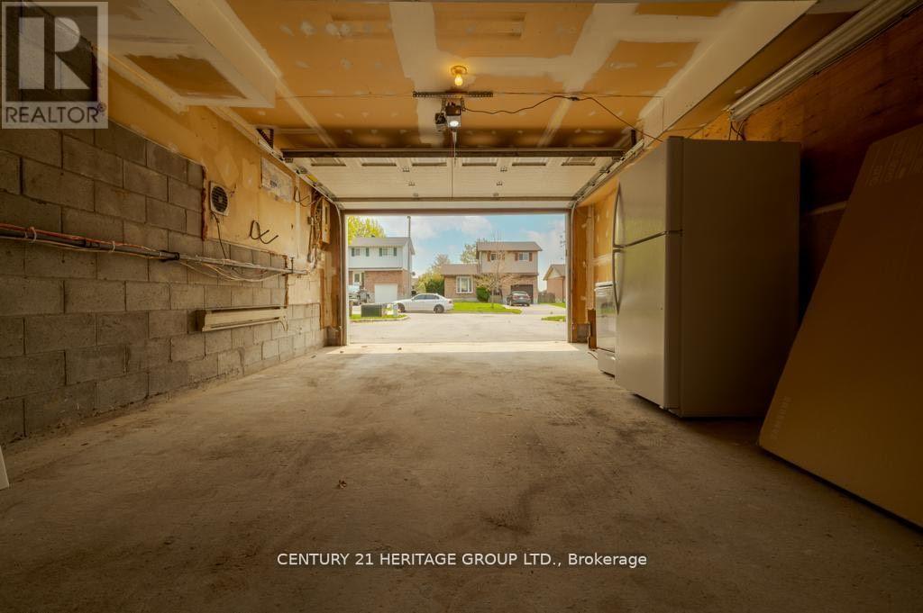 154 Oakcrest Drive, Georgina, Ontario L4P 3H4 - Photo 18 - N12594828