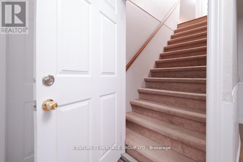 154 Oakcrest Drive, Georgina, Ontario L4P 3H4 - Photo 3 - N12594828