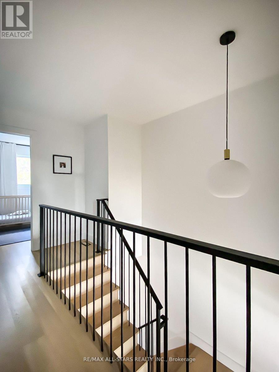 6032 Main Street, Whitchurch-Stouffville, Ontario L4A 1B8 - Photo 7 - N12594836