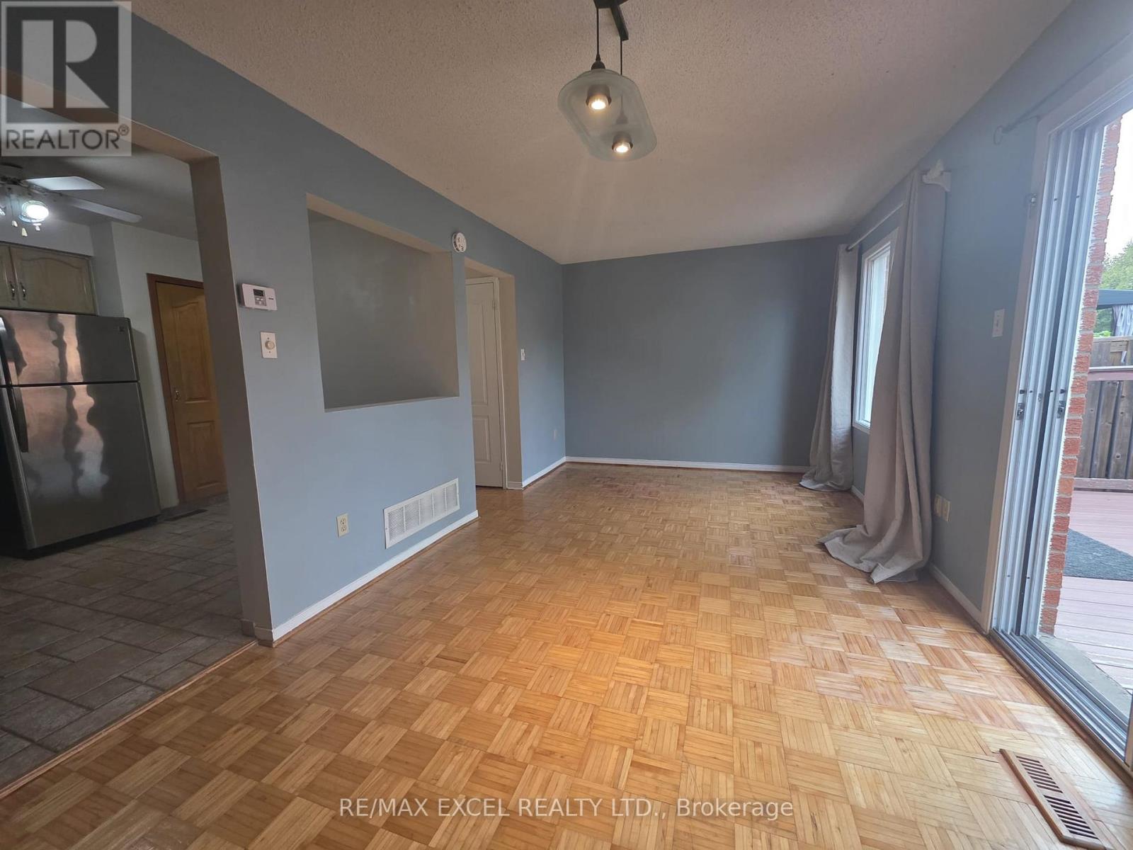 39 Rose Branch Drive, Richmond Hill, Ontario  L4S 1J2 - Photo 3 - N12594838