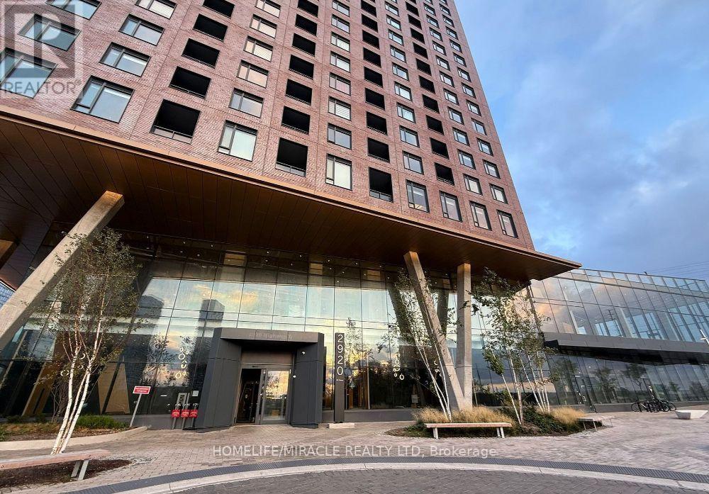 802 - 2920 Highway 7, Vaughan, Ontario  L4K 0P4 - Photo 2 - N12594894