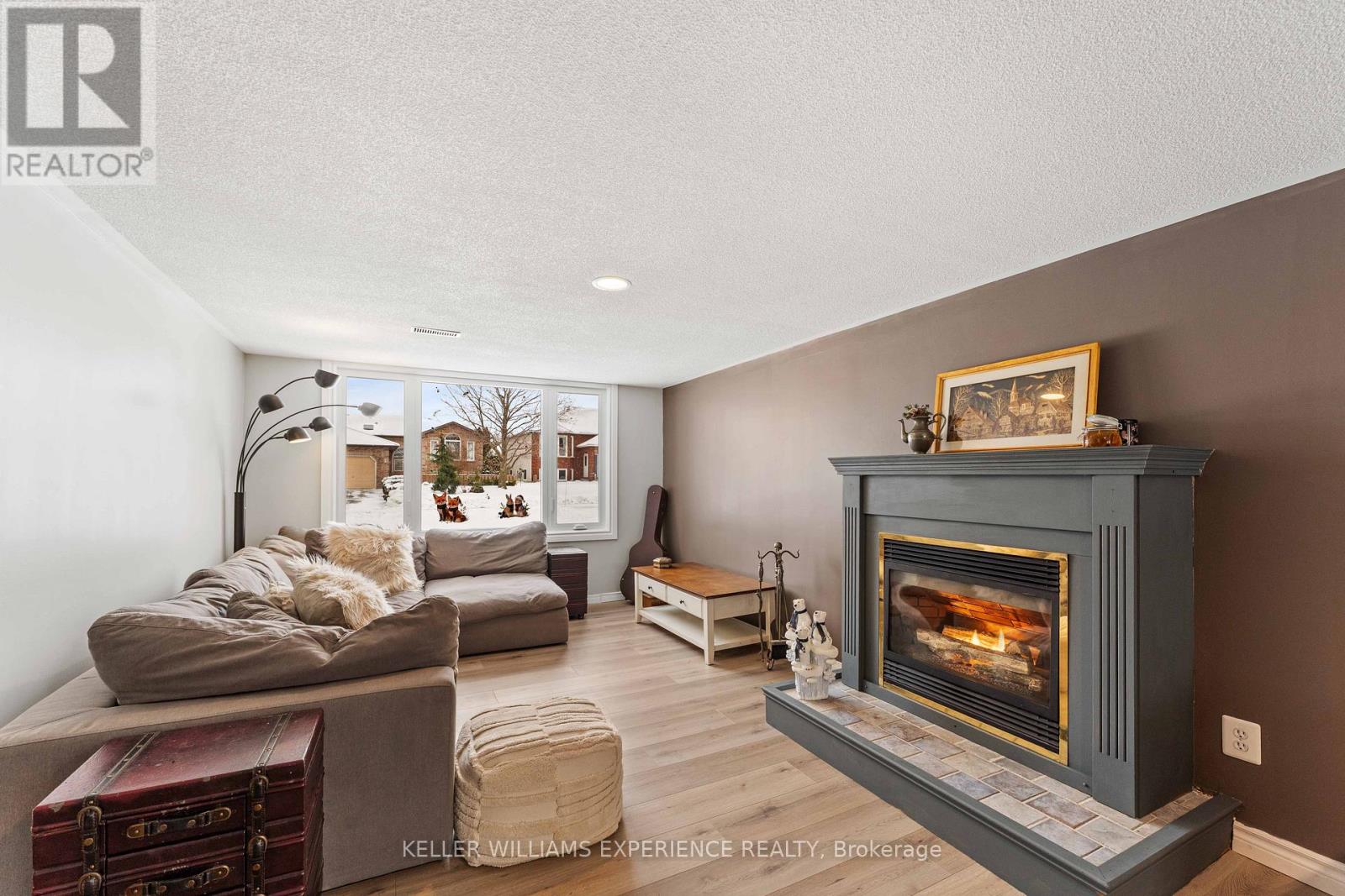 12 Riverdale Drive, Wasaga Beach, Ontario L9Z 1E9 - Photo 11 - S12594812