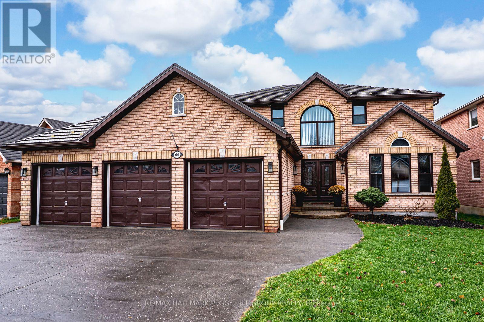 66 Raquel Street, Barrie, Ontario L4N 9S8 - Photo 1 - S12594814