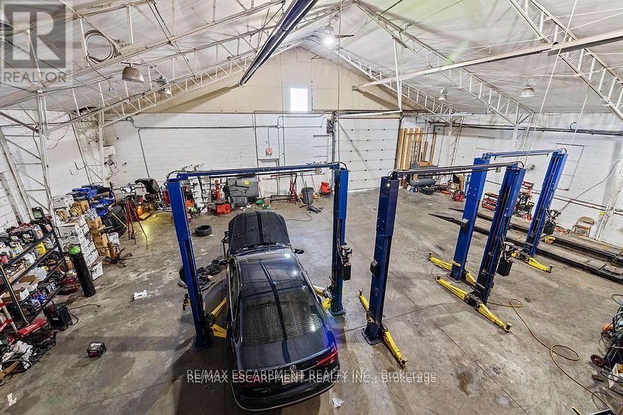 53 Steeles Avenue E, Milton, Ontario L9T 1X9 - Photo 13 - W12593542