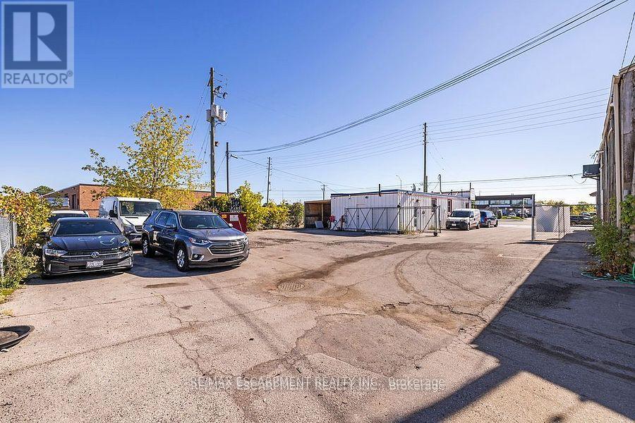 53 Steeles Avenue E, Milton, Ontario L9T 1X9 - Photo 23 - W12593542