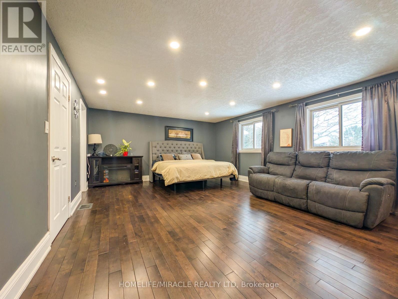 39 Endeavour Drive, Cambridge, Ontario  N3C 4C4 - Photo 20 - X12582140