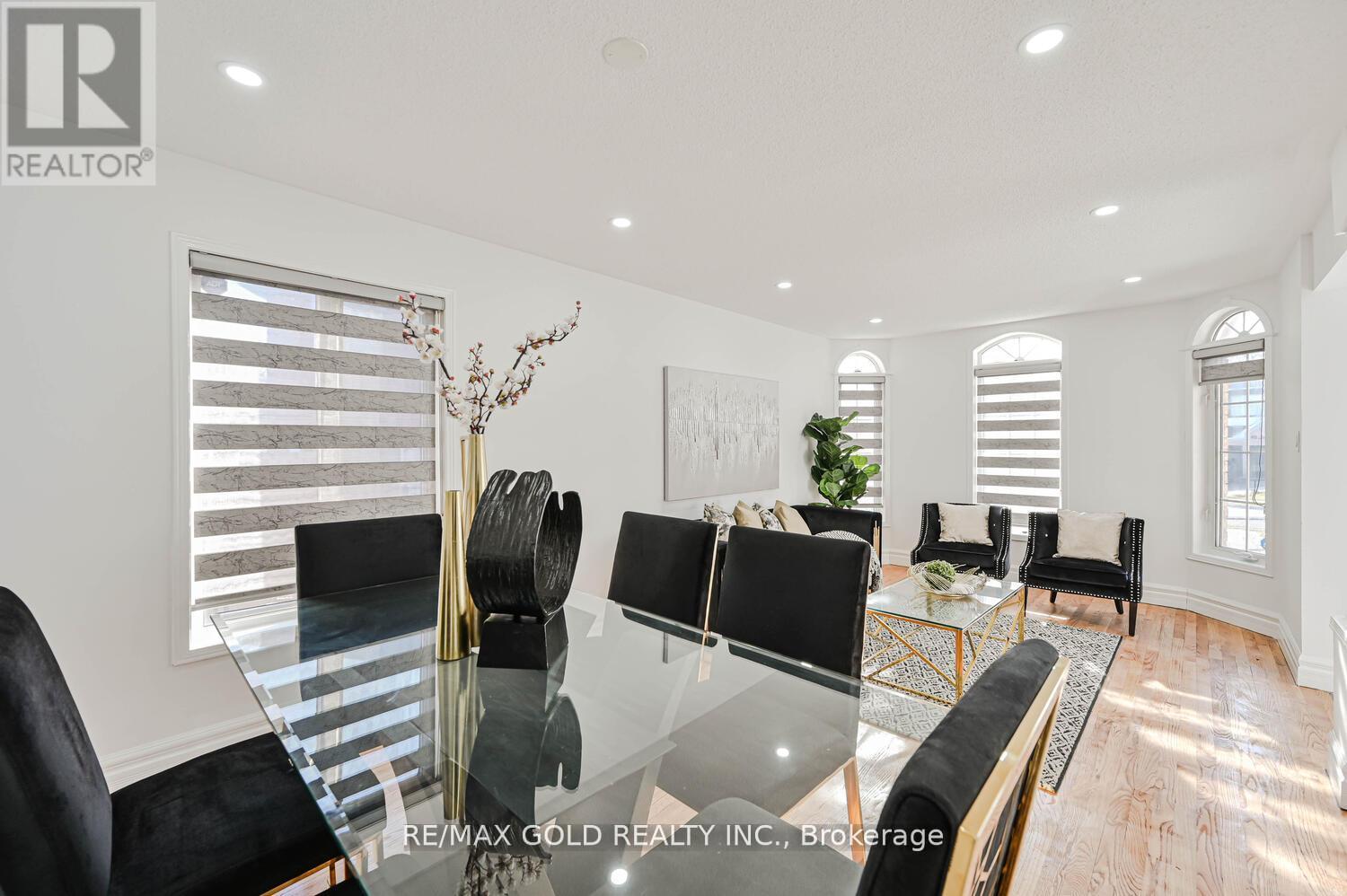 51 Jack Rabbit Crescent, Brampton, Ontario  L6R 2E4 - Photo 10 - W12594724