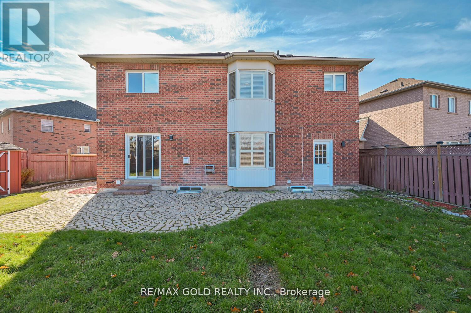 51 Jack Rabbit Crescent, Brampton, Ontario  L6R 2E4 - Photo 47 - W12594724