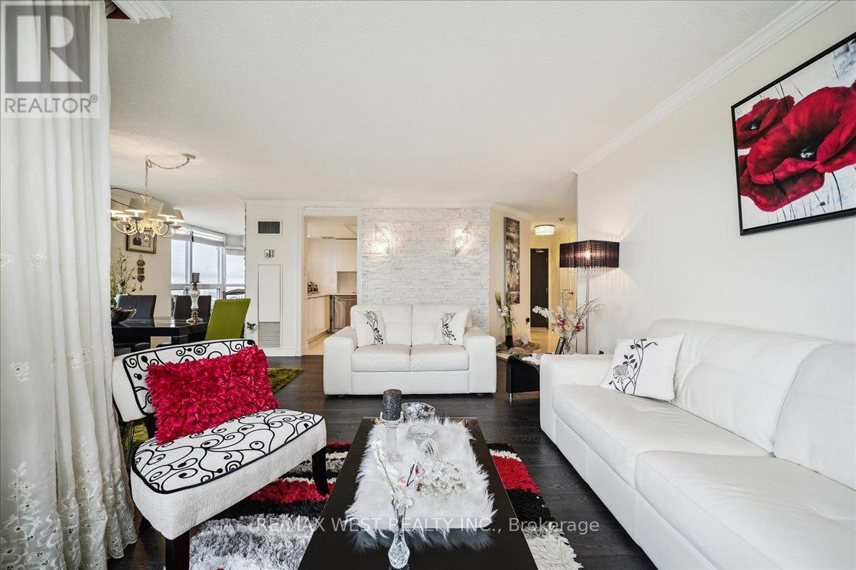 2701 - 8 Lisa Street, Brampton, Ontario L6T 4S6 - Photo 14 - W12594730