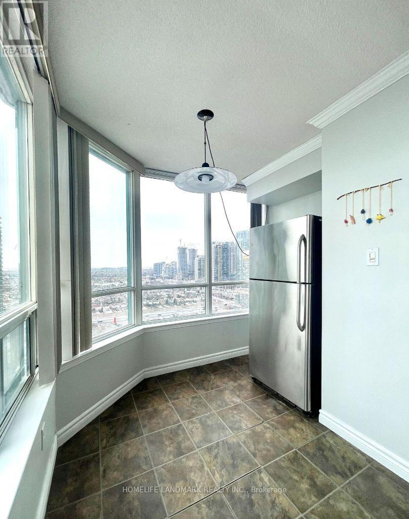 2210 - 550 Webb Drive, Mississauga, Ontario L5B 3Y4 - Photo 12 - W12594786