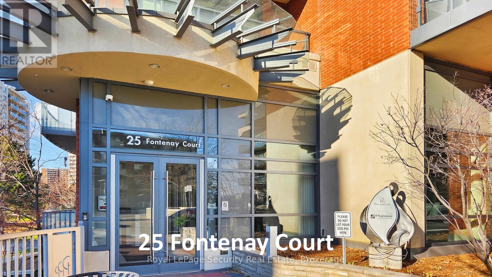 #403 - 25 Fontenay Court, Toronto, Ontario M9A 0C4 - Photo 4 - W12594790