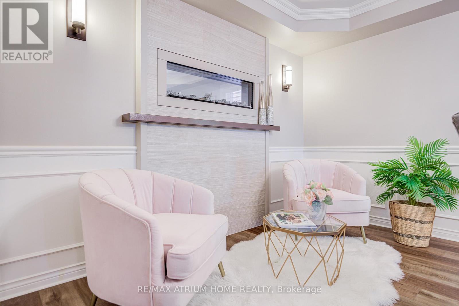 2095 Grand Ravine Drive, Oakville, Ontario  L6H 6B5 - Photo 9 - W12594834