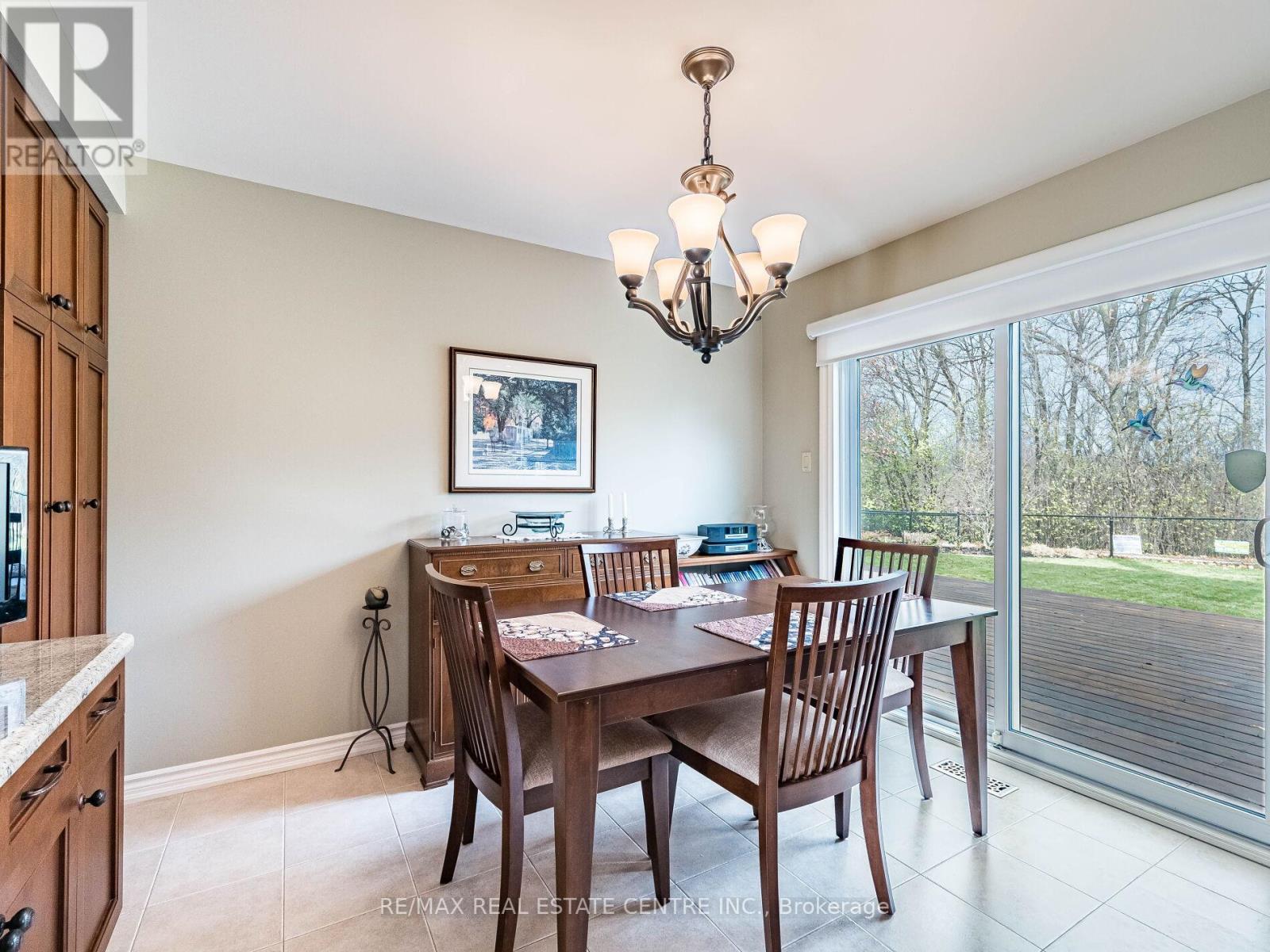 76 Turtlecreek Boulevard, Brampton, Ontario  L6W 3X9 - Photo 21 - W12594850