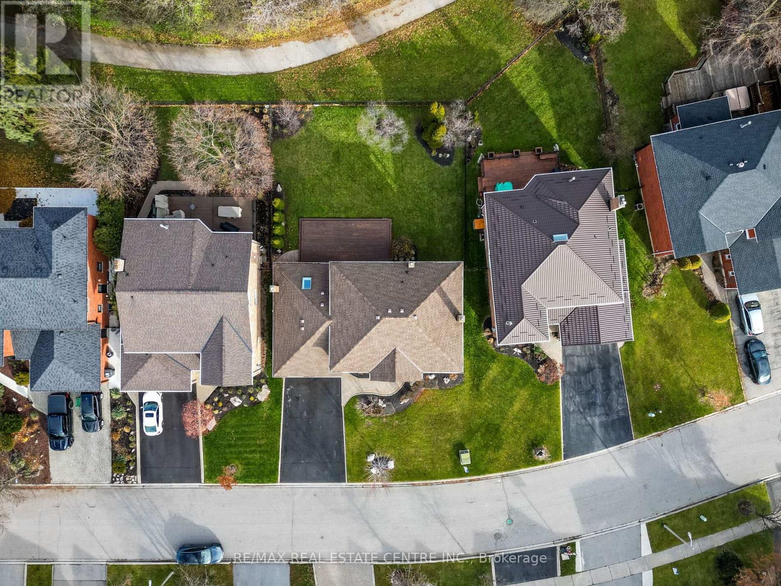 76 Turtlecreek Boulevard, Brampton, Ontario  L6W 3X9 - Photo 4 - W12594850