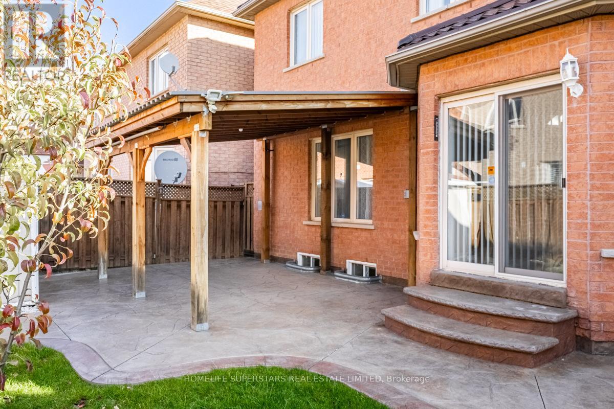 -Main F - 20 Hopecrest Place, Brampton, Ontario  L6R 2V2 - Photo 31 - W12594856