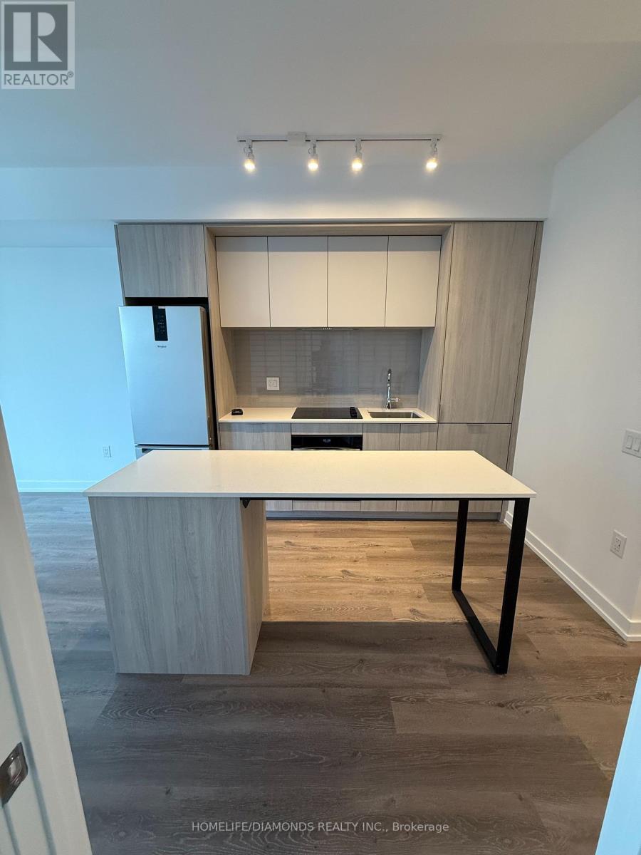 2011 - 395 Square One Drive, Mississauga, Ontario  L5B 0P6 - Photo 8 - W12594862