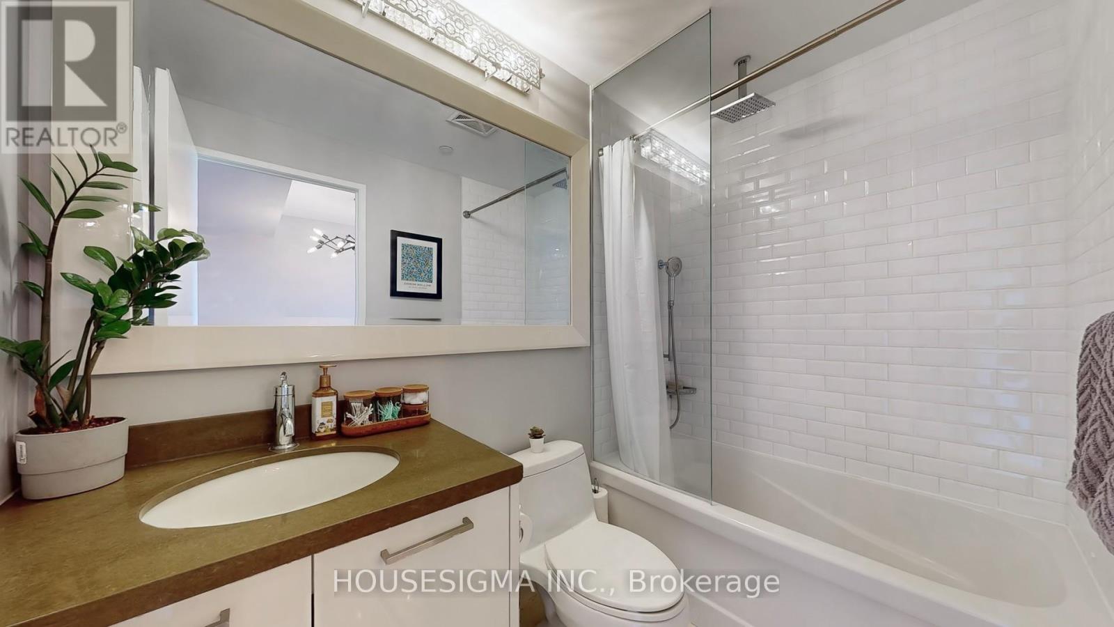 1815 - 88 Park Lawn Road, Toronto, Ontario  M8Y 0B5 - Photo 15 - W12594864